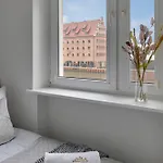 Motlawa Bulvar Z Widokiem Na Rzeke Motlawa By Downtown Apartment