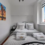 דירה Motlawa Bulvar Z Widokiem Na Rzeke Motlawa By Downtown *