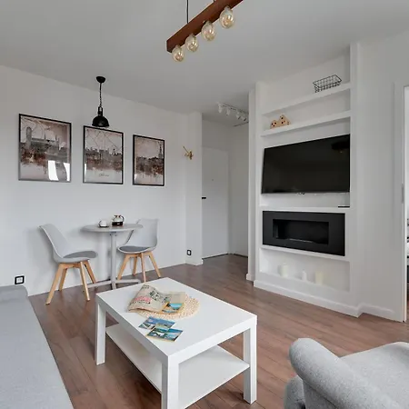 Apartament Motława Bulvar Z Widokiem Na Rzekę Motława By Downtown *